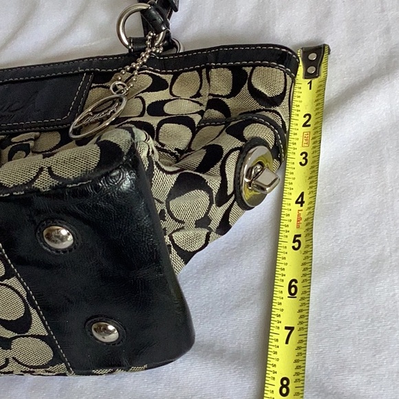 Coach purse - Picture 9 of 10